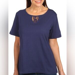 572M NWOT Karen Scott Solid Lattice Keyhole Short Sleeve Top - Size: XS